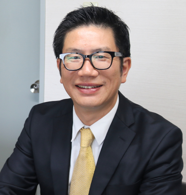 三輪 政樹 氏