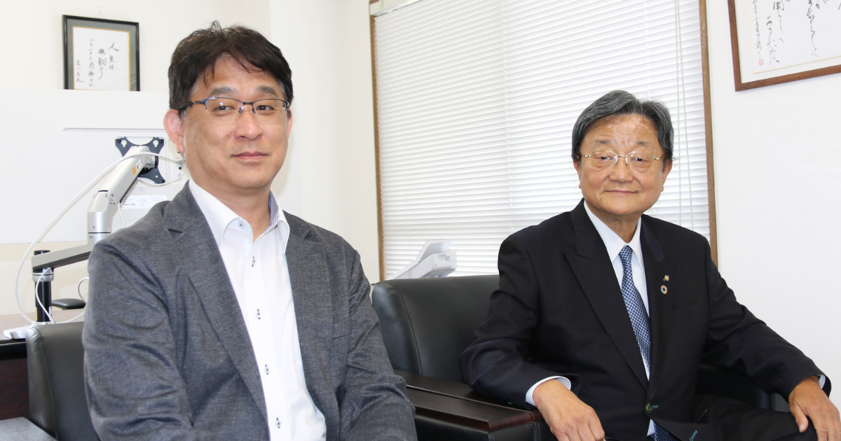 株式会社ハイパーブレインの馬渕会長と野村社長