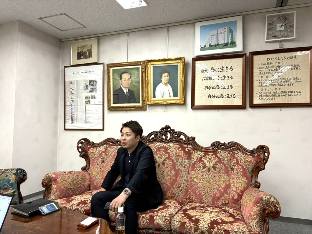 山本洋品雑貨株式会社-山本社長