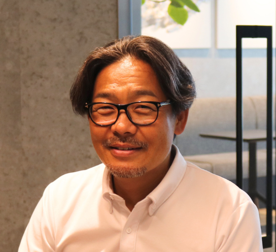 髙山　靖徳氏