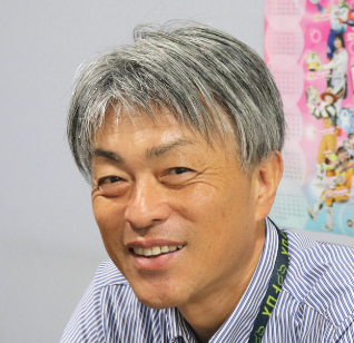 石田　敬一郎氏