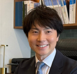 浅井　克憲氏