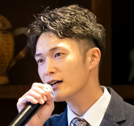 市川　裕貴氏